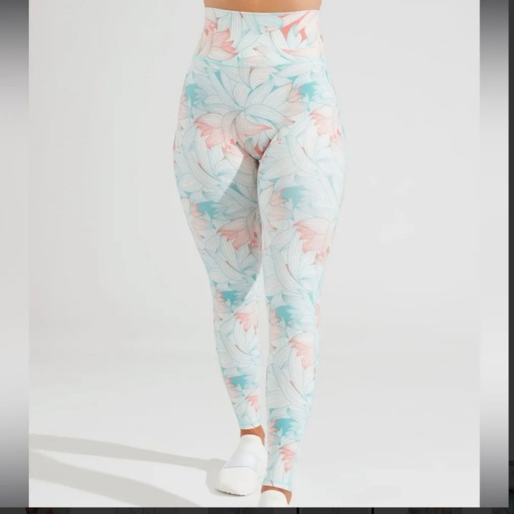 💕Buffbunny Island Legacy Leggings